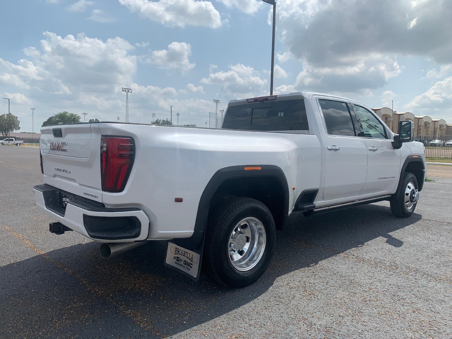 2025 GMC Sierra 3500 HD Denali