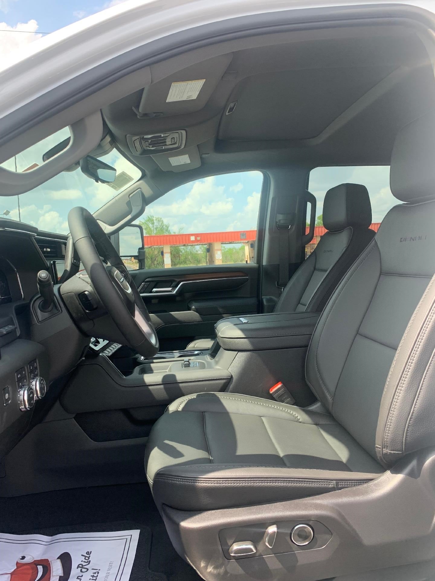 2025 GMC Sierra 3500 HD Denali