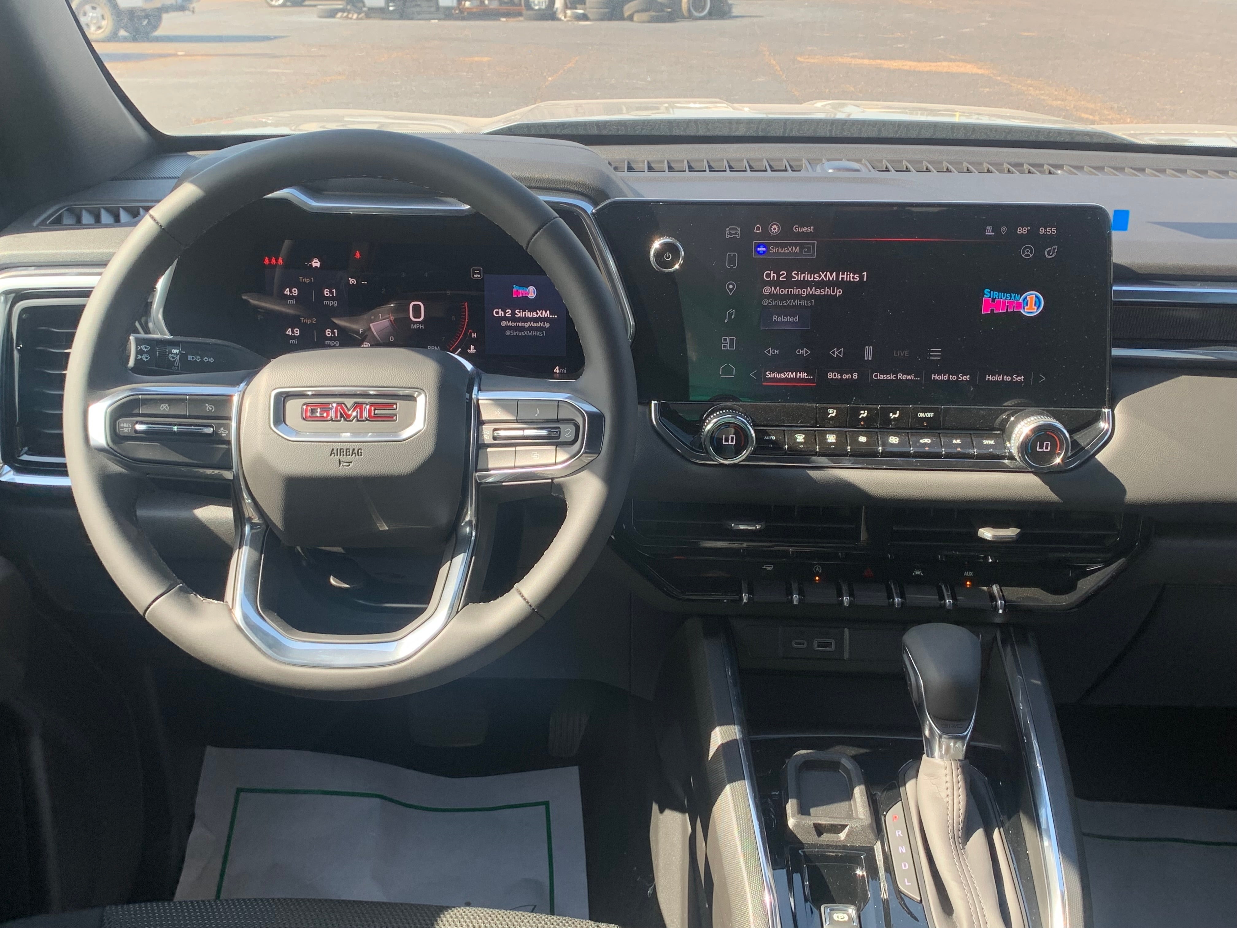 2025 GMC Canyon Elevation