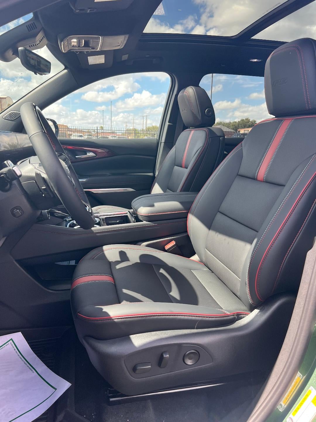 2027 Chevrolet Traverse RS