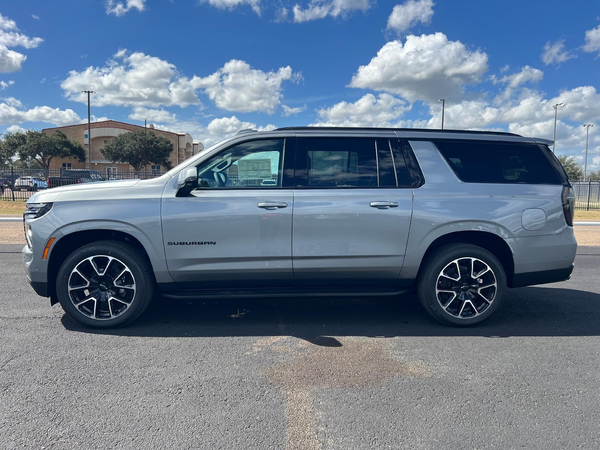 2027 Chevrolet Suburban RST