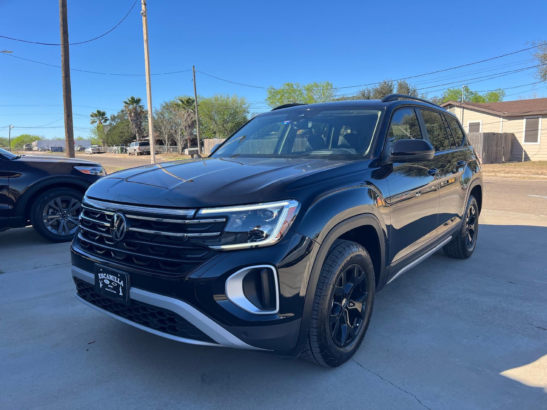 2024 Volkswagen Atlas 2.0T Peak Edition SEL