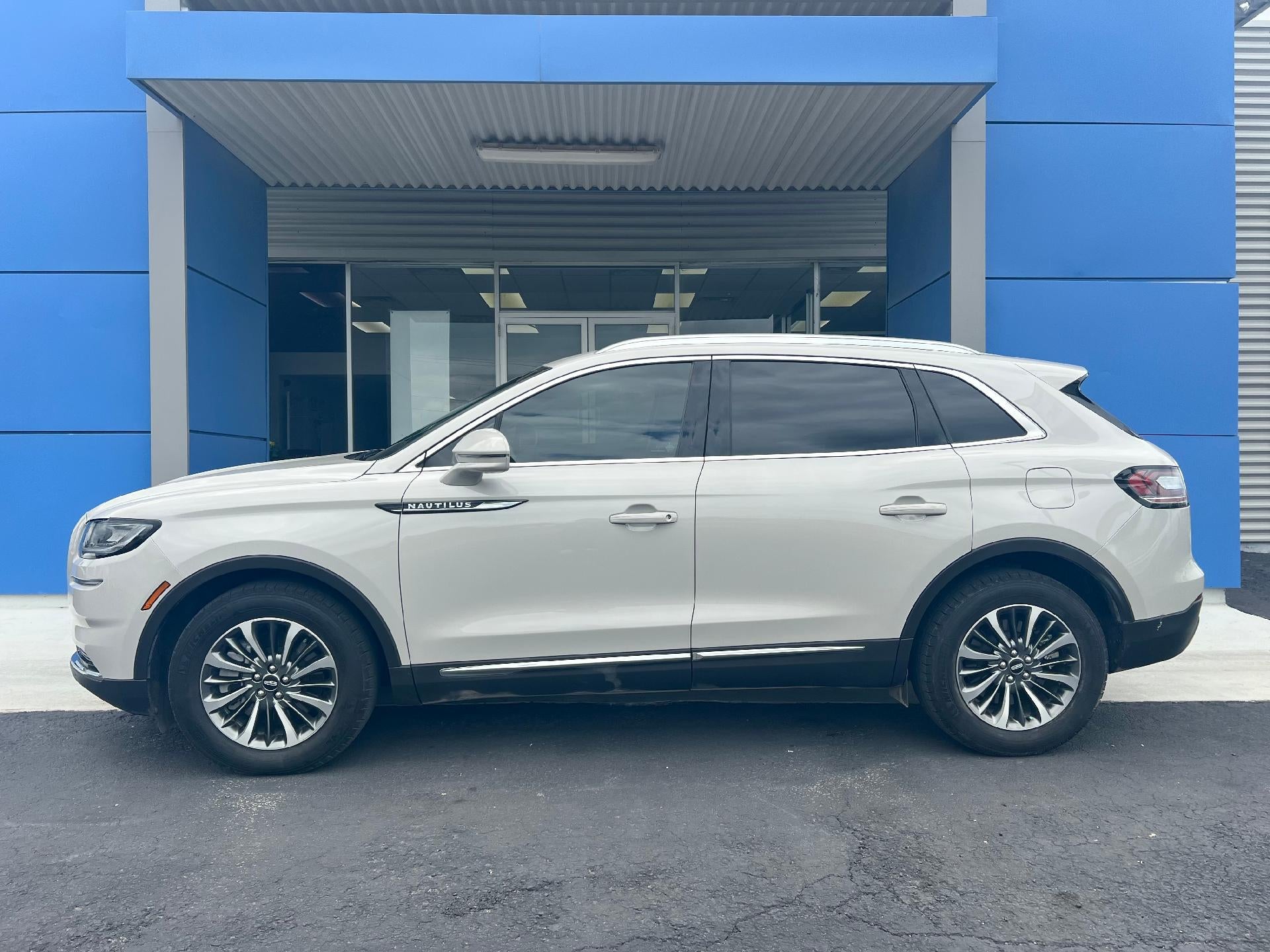 2023 Lincoln Nautilus Standard