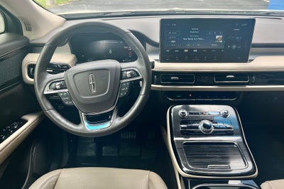 2023 Lincoln Nautilus Standard
