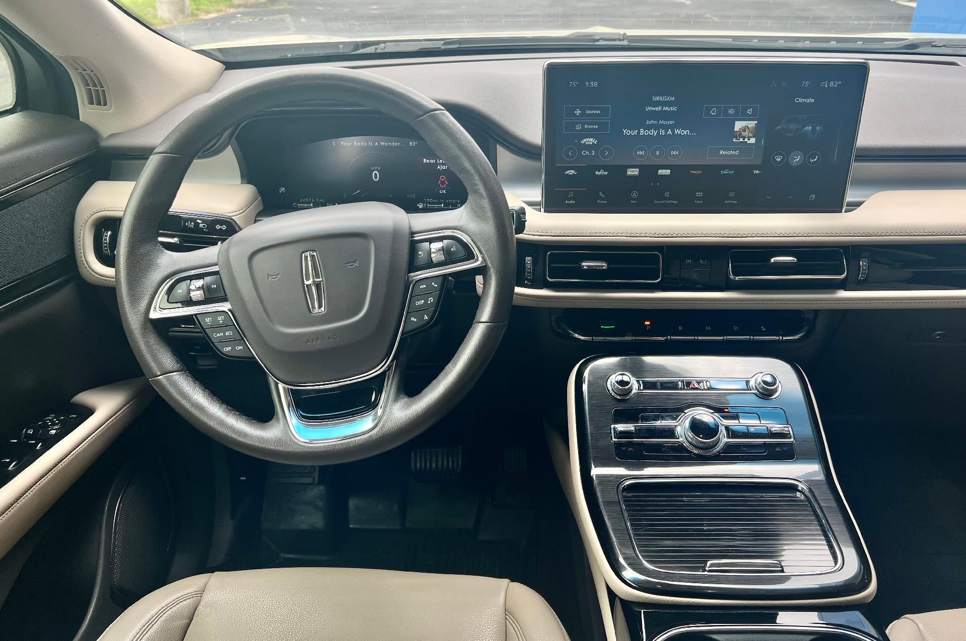 2023 Lincoln Nautilus Standard