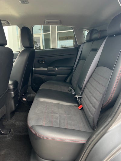 2024 Mitsubishi Outlander Sport S