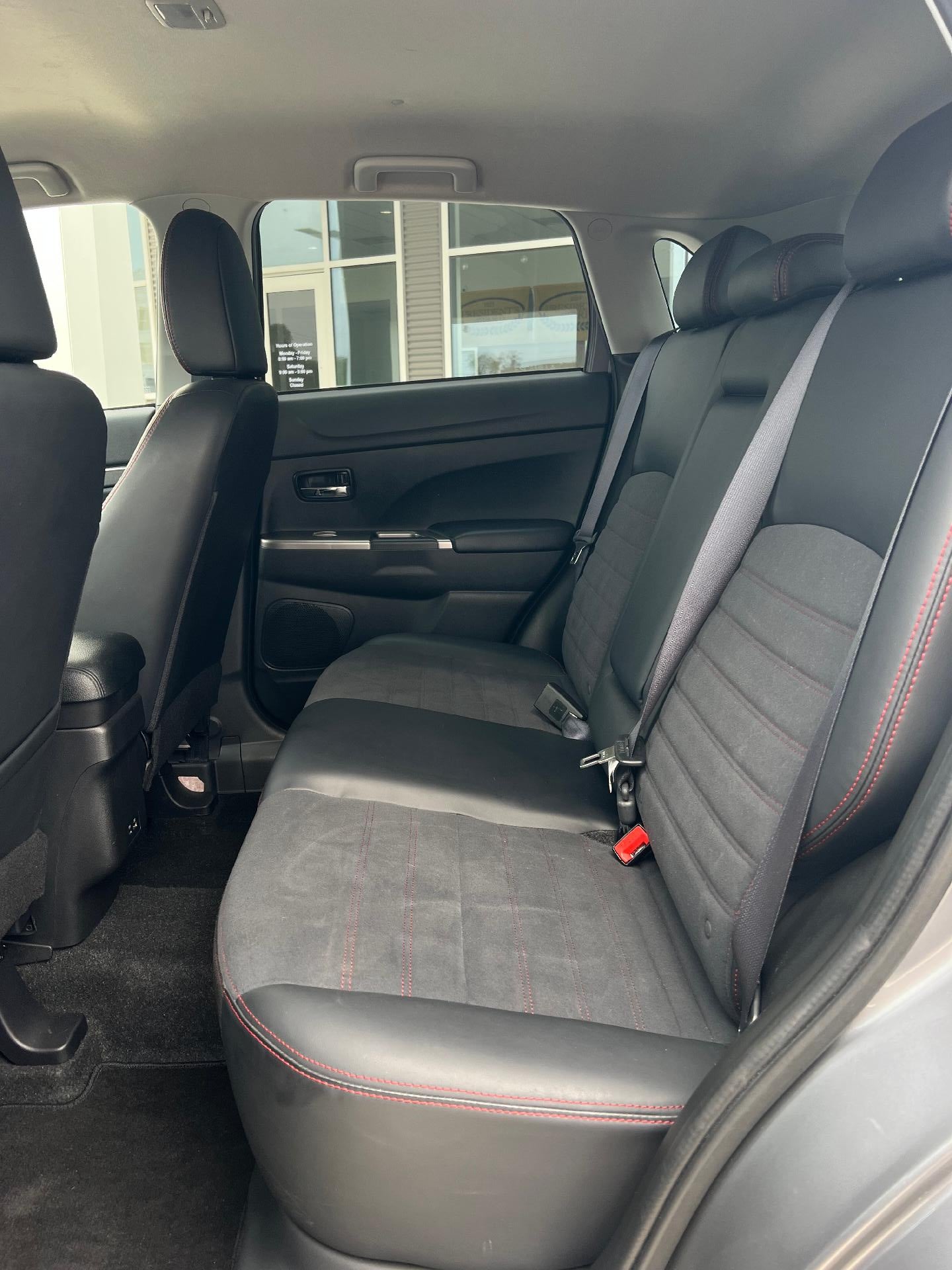 2024 Mitsubishi Outlander Sport S